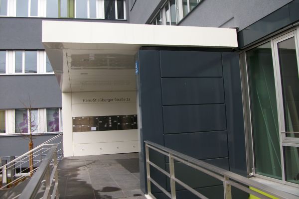 Eingangsuberdachung Haar