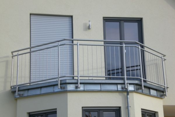 Balkongelaender 10